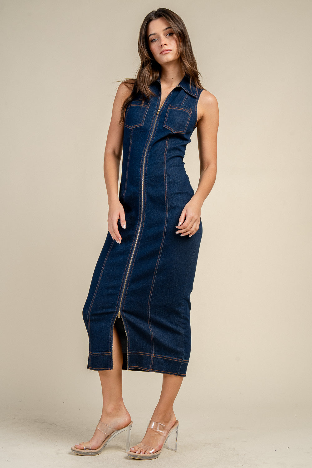 SLEEVELESS ZIP-FRONT DENIM MIDI DRESS WITH CONTRAST STITCH