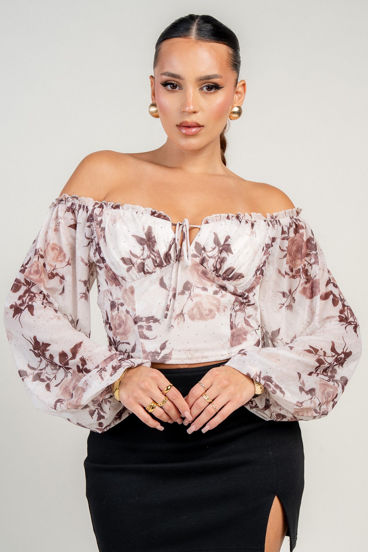 RUFFLE OFF SHOULDER LONG S/V FRONT TIE SMOCKED BACK TOP