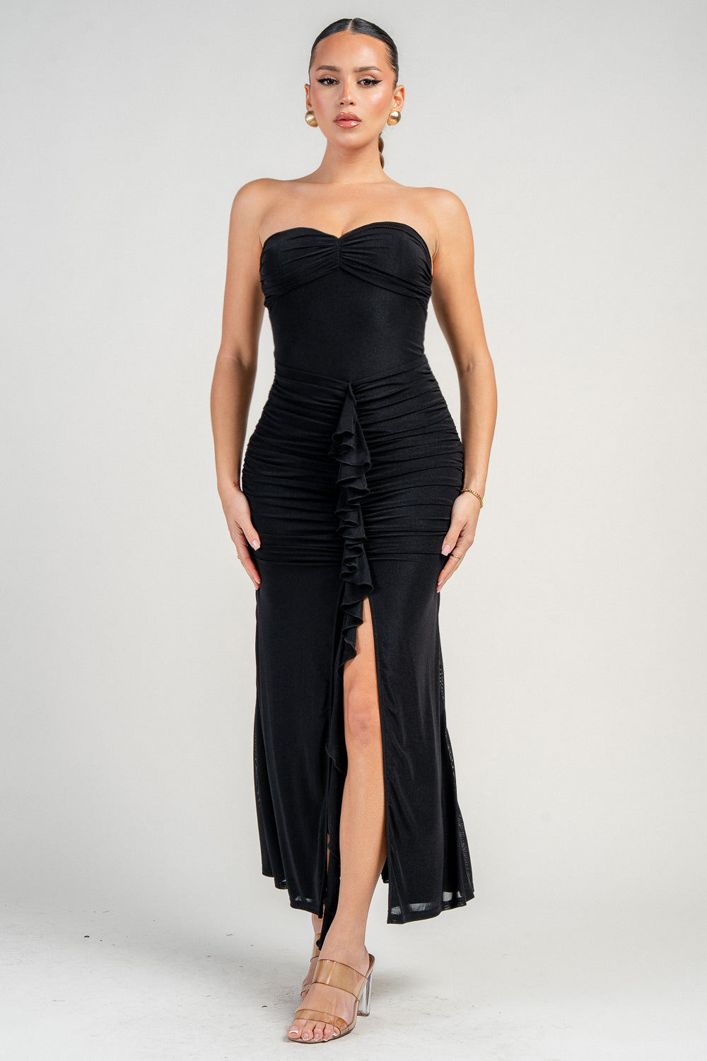 STRAPLESS RUCHED MIDI DRESS