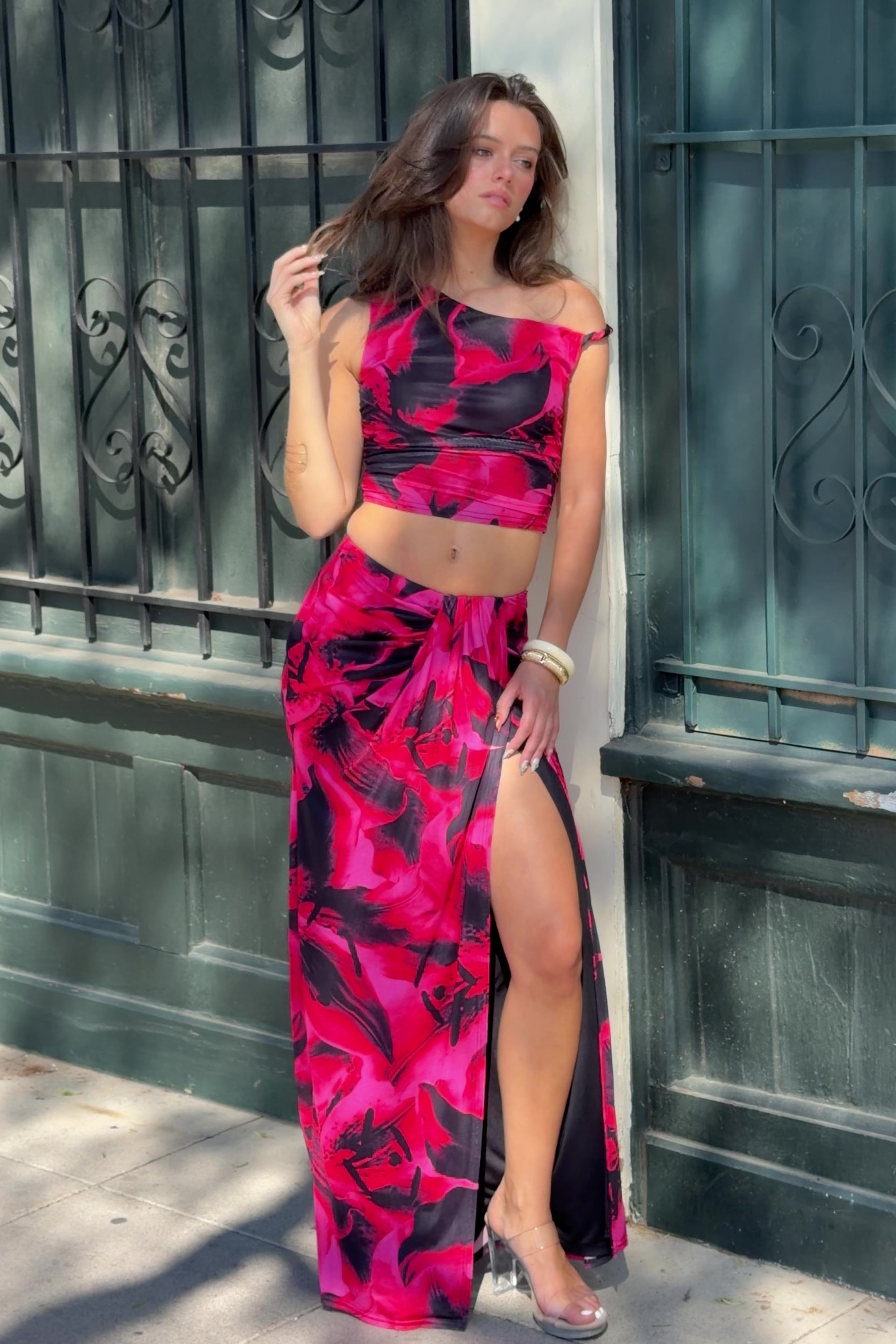 Load video: Capri Bloom Set